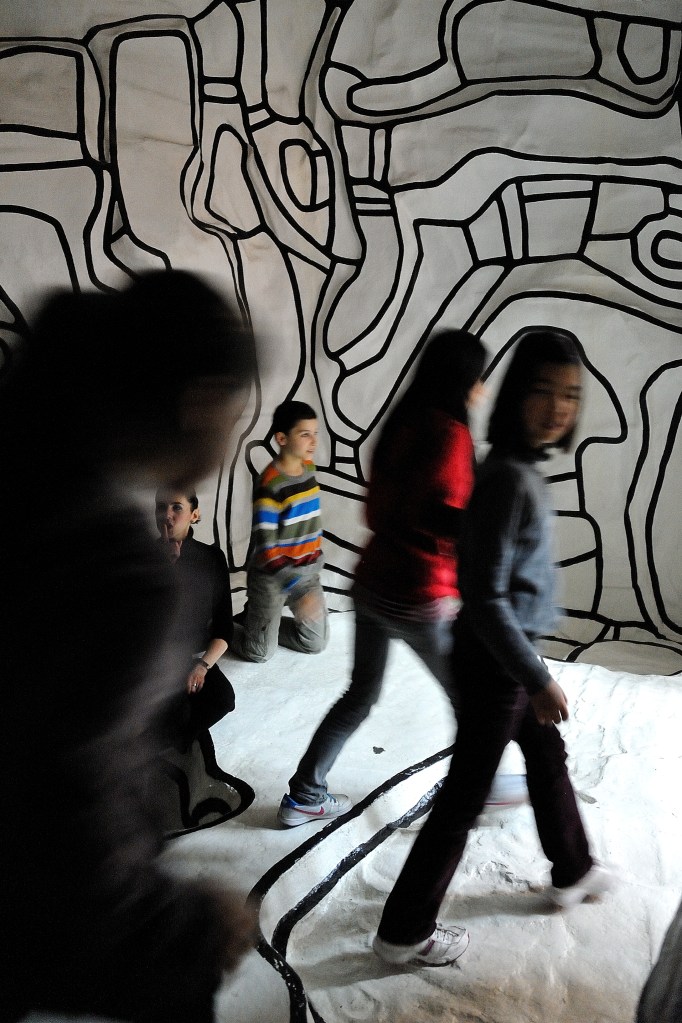 42 Silhouettes dans le jardin d'hiver